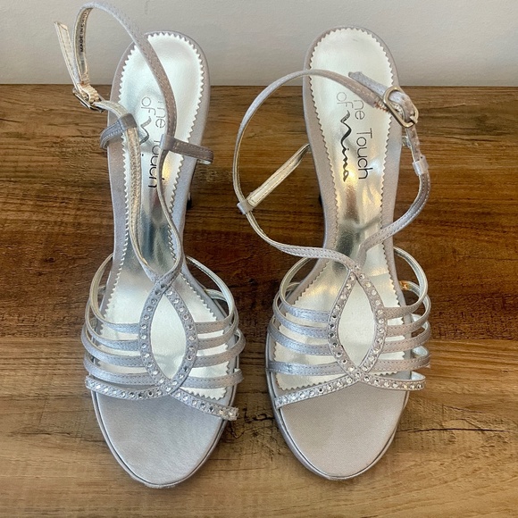 Nina Dressy Heels, Silver with rhinestones, 7.5, VGUC - Picture 7 of 8